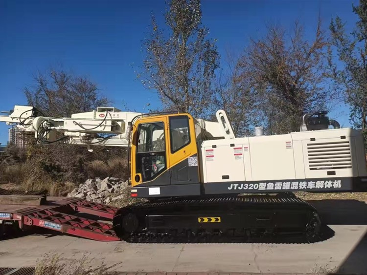 ILB320魚雷罐解體機